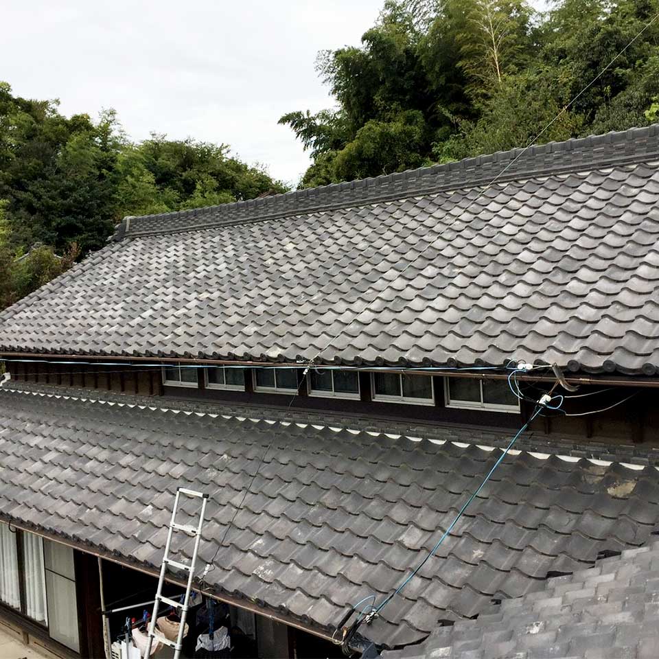 屋根の劣化による雨漏り 施工前